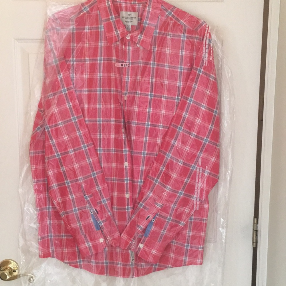 American Eagle Button Down
